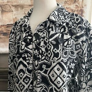 Croft & Barrow Black and White Floral Linen Blazer  size XL
